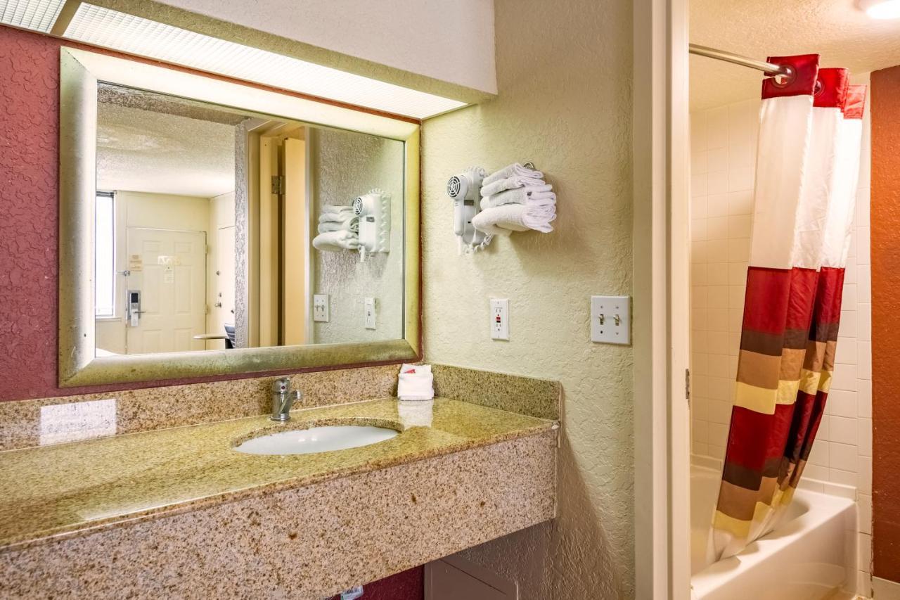 Econo Lodge Palm Harbor - Clearwater Eksteriør billede