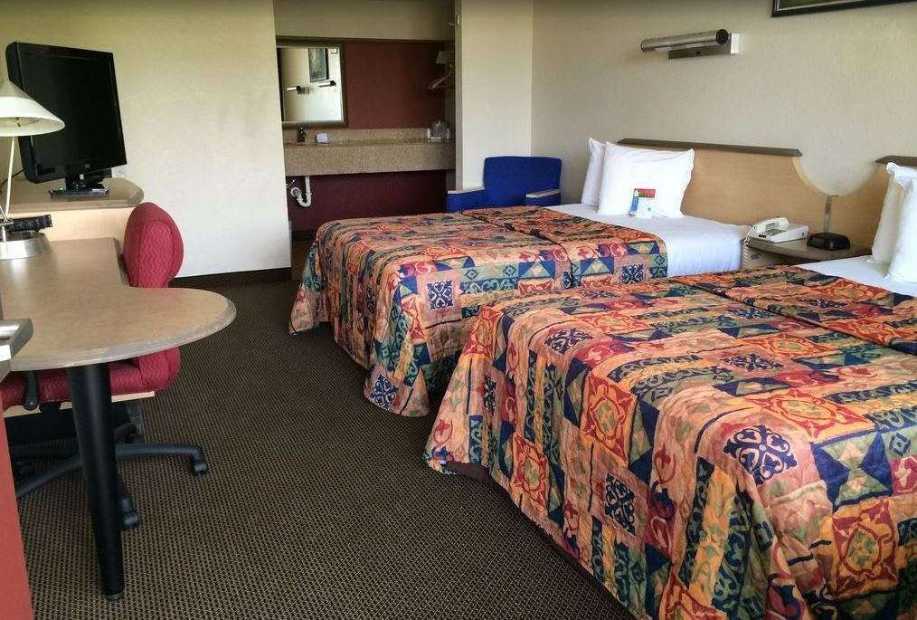 Econo Lodge Palm Harbor - Clearwater Værelse billede